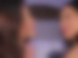 Emperatriz y Linsey's Live Sex Cam Show