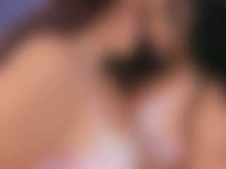Emperatriz y Linsey's Live Sex Cam Show