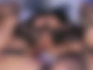 Emperatriz y Linsey's Live Sex Cam Show