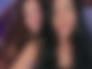 Emperatriz y Linsey's Live Sex Cam Show