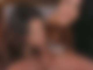 Emperatriz y Linsey's Live Sex Cam Show