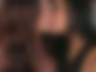 Emperatriz y Linsey's Live Sex Cam Show