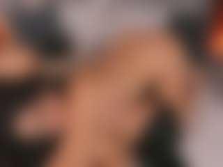 Emperatriz y Linsey's Live Sex Cam Show