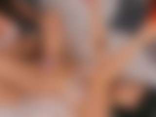 Emperatriz y Linsey's Live Sex Cam Show
