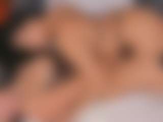 Emperatriz y Linsey's Live Sex Cam Show