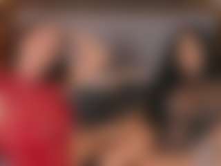 Emperatriz y Linsey's Live Sex Cam Show