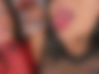 Emperatriz y Linsey's Live Sex Cam Show