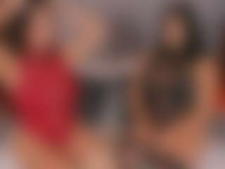 Emperatriz y Linsey's Live Sex Cam Show
