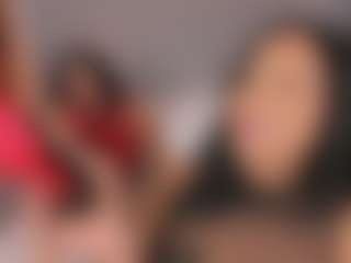 Emperatriz y Linsey's Live Sex Cam Show
