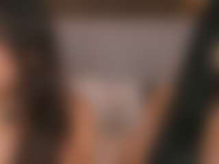Emperatriz y Linsey's Live Sex Cam Show