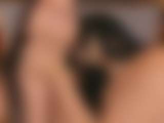 Emperatriz y Linsey's Live Sex Cam Show