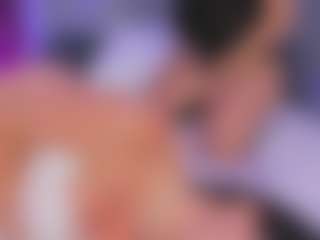 Emperatriz y Linsey's Live Sex Cam Show