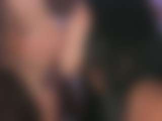 Emperatriz y Linsey's Live Sex Cam Show