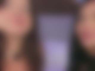 Emperatriz y Linsey's Live Sex Cam Show