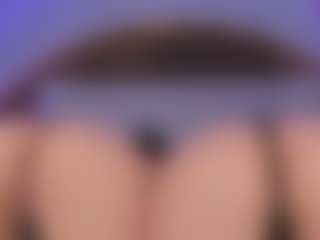 Emperatriz y Linsey's Live Sex Cam Show