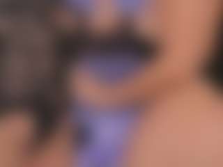 Emperatriz y Linsey's Live Sex Cam Show