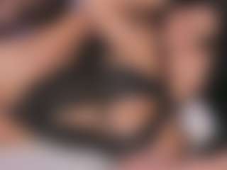 Emperatriz y Linsey's Live Sex Cam Show