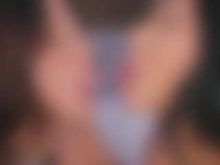 Emperatriz y Linsey's Live Sex Cam Show