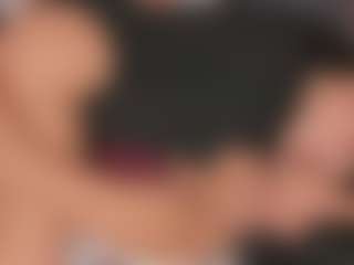Live cam show with Emperatriz y Linsey - Anal on Mixed Magazine Live