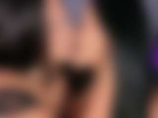 Emperatriz y Linsey's Live Sex Cam Show
