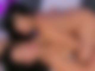 Emperatriz y Linsey's Live Sex Cam Show