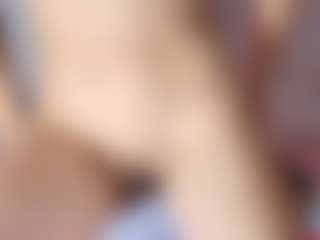 Live cam show with NicoleBlake - Camel Toe on chickslive.net