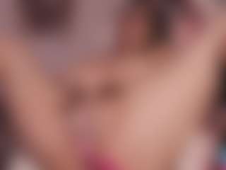 Live cam show with NicoleBlake - Teen (18+) on xDating