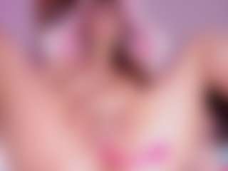 Live cam show with NicoleBlake - Blonde Hair on Camversity