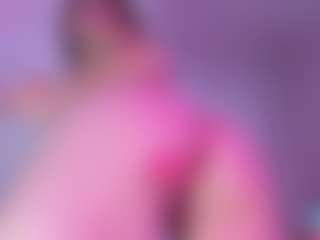 Live cam show with NicoleBlake - Camel Toe on Camsoda