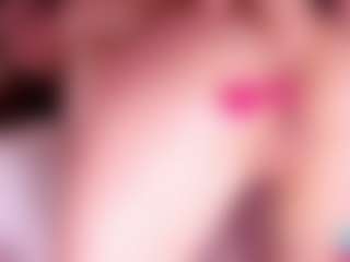 Live cam show with NicoleBlake - Blonde Hair on SinfulBabes