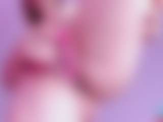 Live cam show with NicoleBlake - Public on Gym Cam Girls
