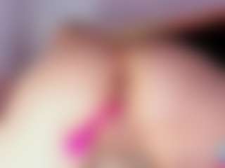Live cam show with NicoleBlake - Public on Milfs Live