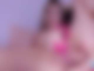 Live cam show with NicoleBlake - Athletic Teen (18+) on Fling VIP Chat