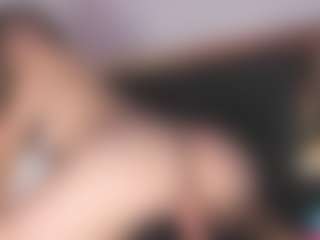 Live cam show with NicoleBlake - Ass Clapping on CamSextacy
