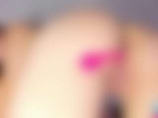 Live cam show with NicoleBlake - Bedroom Blonde Hair on chickslive.net