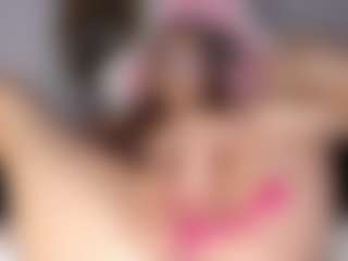 Live cam show with NicoleBlake - Smoking on fuck-show.com