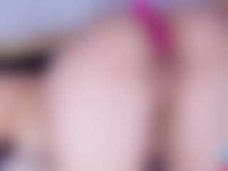 Live cam show with NicoleBlake - Blonde Hair Teen (18+) on AdultVida.com