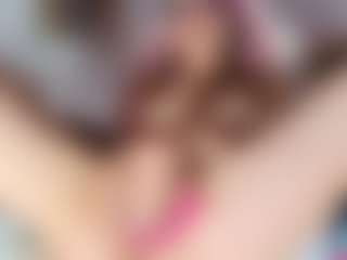 Live cam show with NicoleBlake - Smoking on Dolls Live