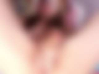 Live cam show with NicoleBlake - Camel Toe on Camming Site
