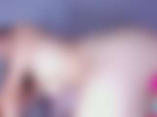 Live cam show with NicoleBlake - Camel Toe on googirlz