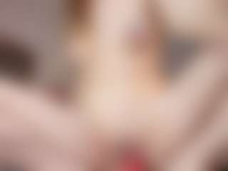 Live cam show with NicoleBlake - Skinny on Camsoda