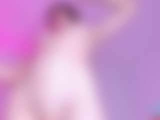 Live cam show with NicoleBlake - Smoking on madthumbs