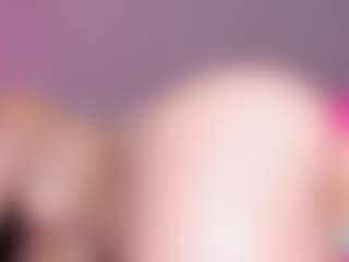 Live cam show with NicoleBlake - Public on CamwithHer