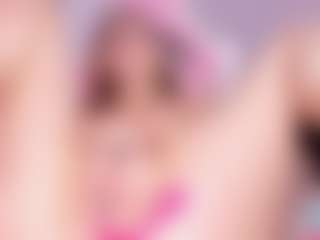 Live cam show with NicoleBlake - Public Latina on CamwithHer | colombia