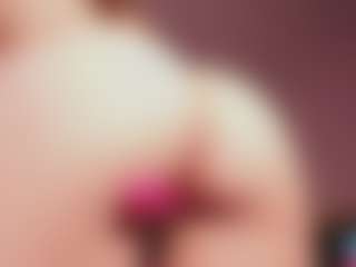 Live cam show with NicoleBlake - Bedroom Teen (18+) on CSO-WL