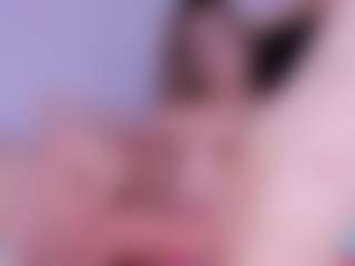 Live cam show with NicoleBlake - Solo on eurowanks.com
