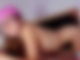 Live cam show with NicoleBlake - Public on Mixed Magazine Live