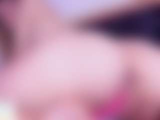 Live cam show with NicoleBlake - Camel Toe on CamwithHer