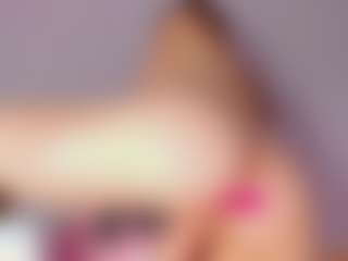 Live cam show with NicoleBlake - Fuck Machine on Gym Cam Girls