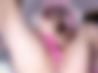 Live cam show with NicoleBlake - Athletic Young Adult on Milfs Live